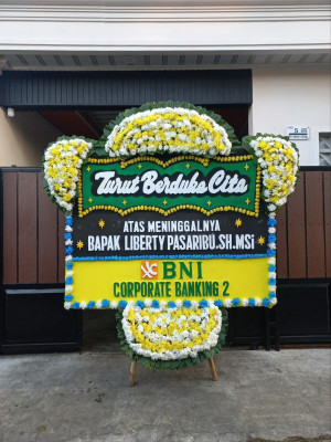 Papan Bunga Duka di Tugala Oyo