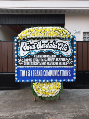 Papan Bunga Duka di Tugala Oyo